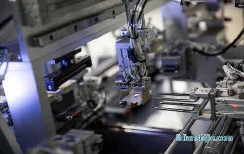 半固態(tài)鋰電池