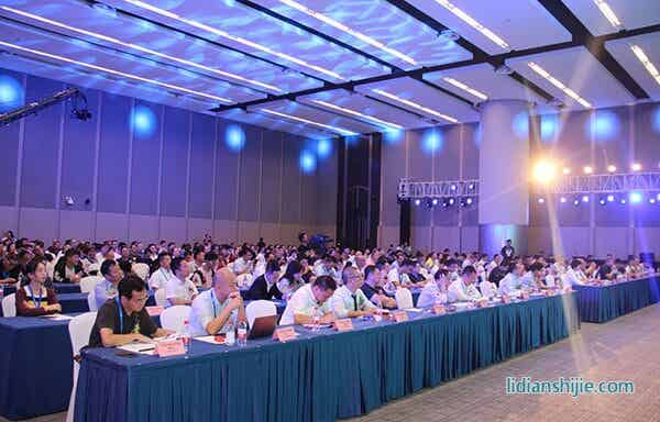 2018年度汽車電子智能與安全品牌盛會現(xiàn)場