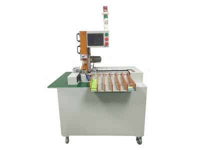 智威自動(dòng)化鋰電池通道分選機(jī)