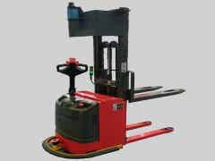 井松科技 鋰電設(shè)備 激光導(dǎo)引AGV