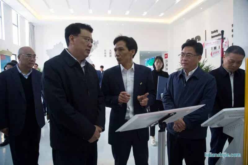 省長袁家軍在道明光學股份有限公司視察